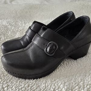 Women's Black Leather Clogs